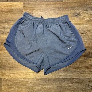 women’s nike athletic shorts